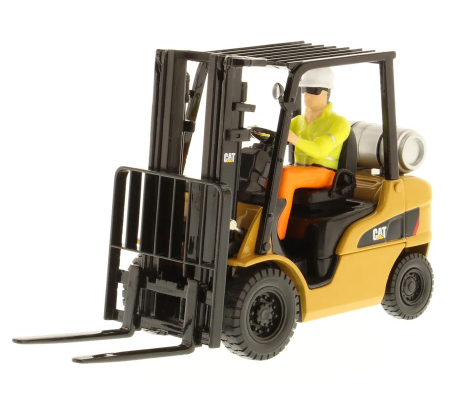 1:25 Scale. CAT P5000 Lift Truck – Core Classics Edition