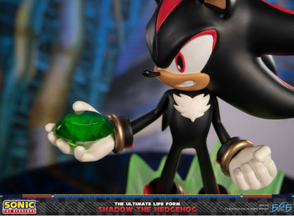Sonic The Hedgehog - Shadow the Hedgehog: The Ultimate Life Form Statue