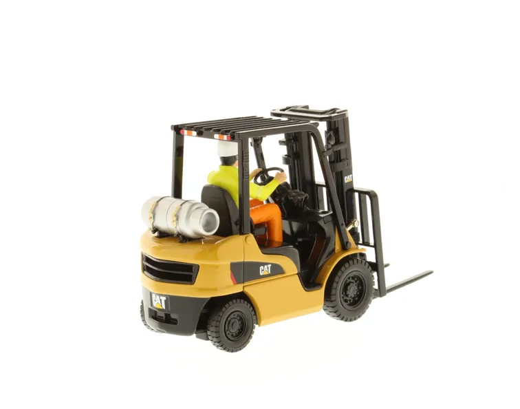 1:25 Scale. CAT P5000 Lift Truck – Core Classics Edition