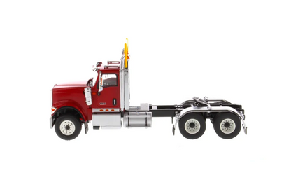 International 1:50 HX520 Red Tradem