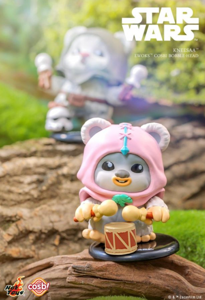 Star Wars - Ewok Cosbi Bobble-Head (Display of 8)